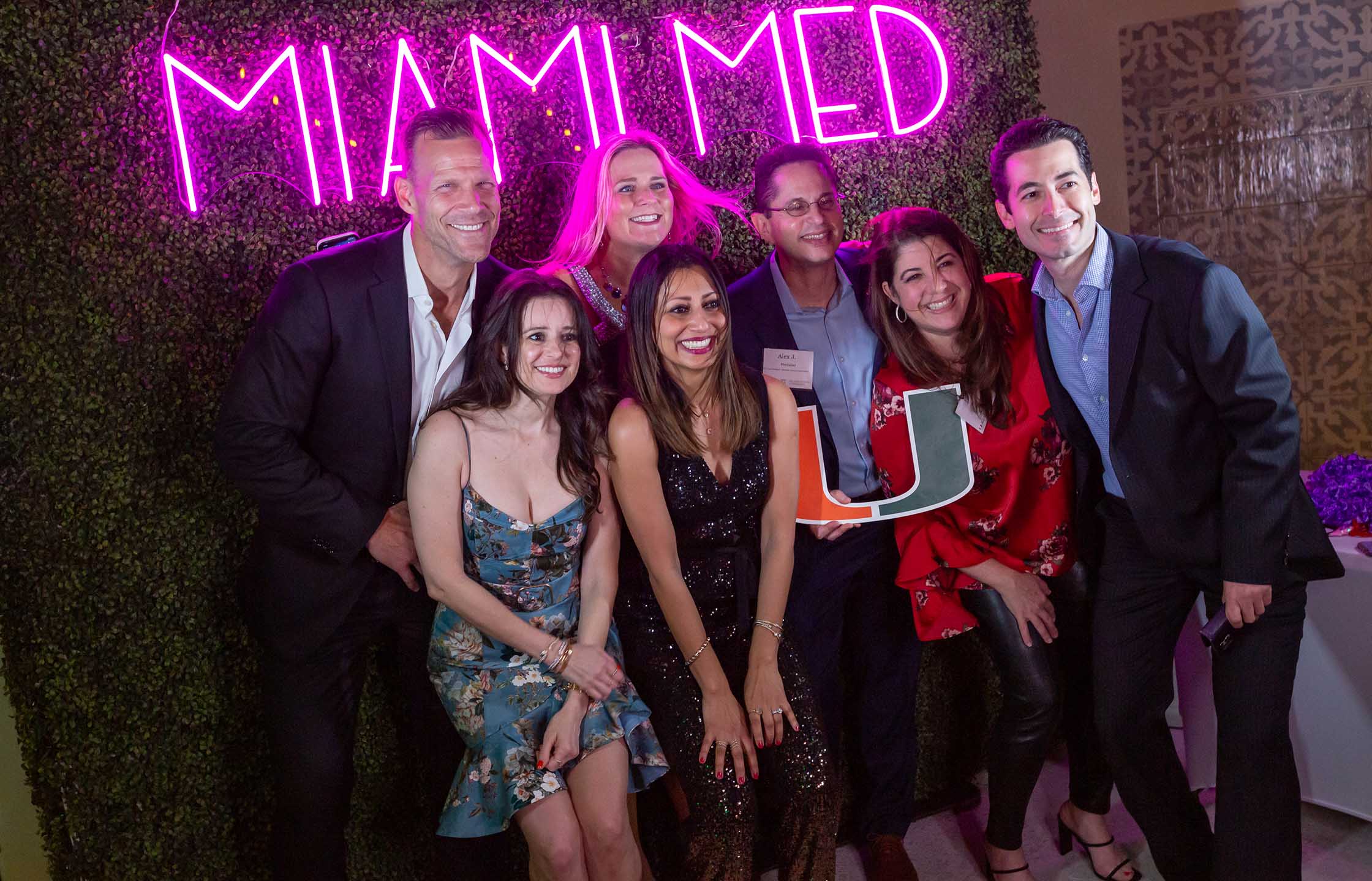 Miami Med members pose for a group photo